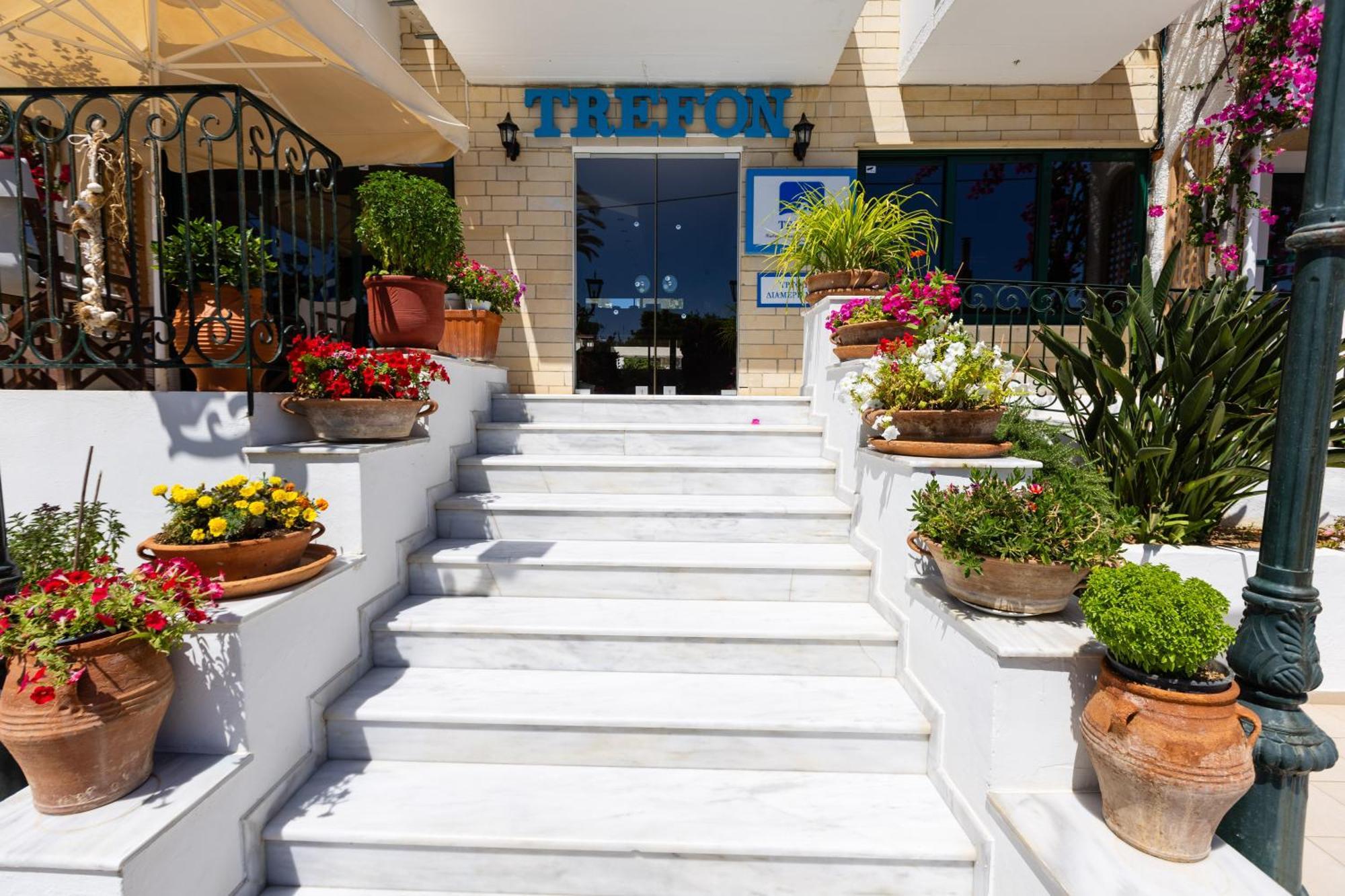 Trefon Hotel Apartments And Family Suites Platanes  Exterior foto